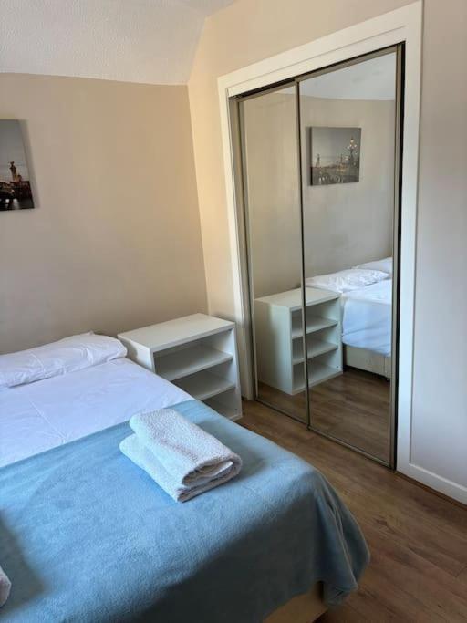 Quiet Central Apartment For Upto 4 People Edinburgh Kültér fotó