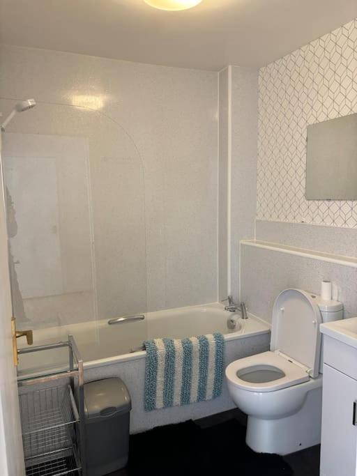 Quiet Central Apartment For Upto 4 People Edinburgh Kültér fotó